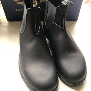 Sold✨Brand New Black Blundstone Boots